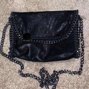 Black Alicia Crossbody